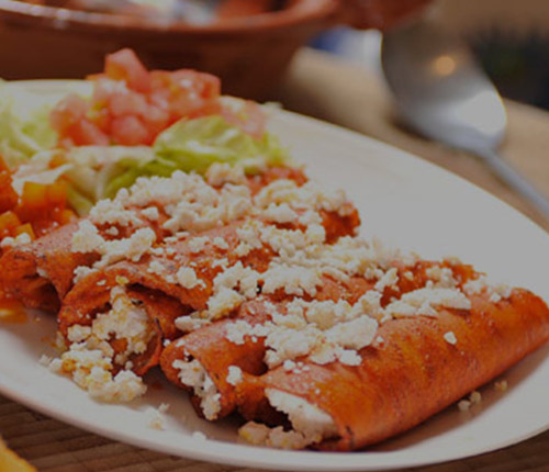 Enchiladas rojas mexicanas - Sales del Valle